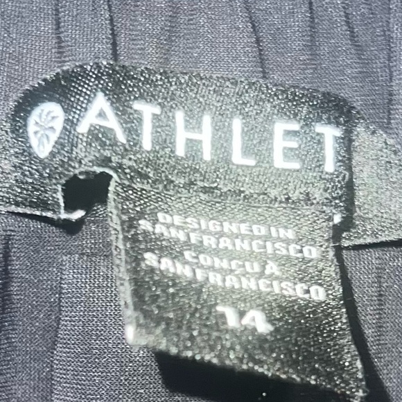 Athleta NWOT Pinnacle High Rise Trouser Size 14 Black - Picture 6 of 6